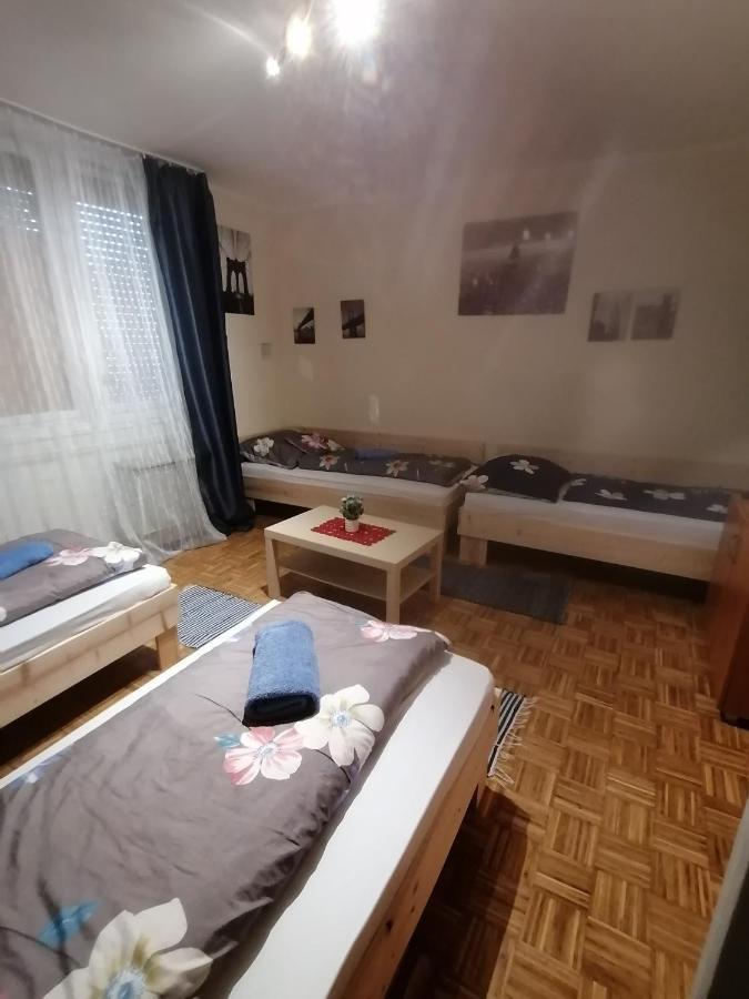 Orsi Szálláshelyek Kecskemét 2 Esterno foto